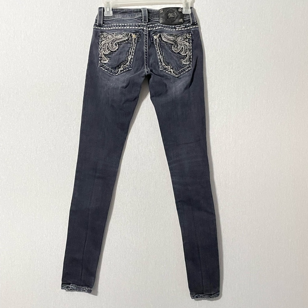Miss Me jeans size 2 ,off black color